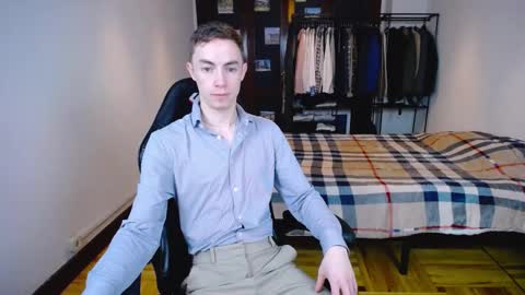 carlos reyes online show from March 10, 2025, 9:21 am