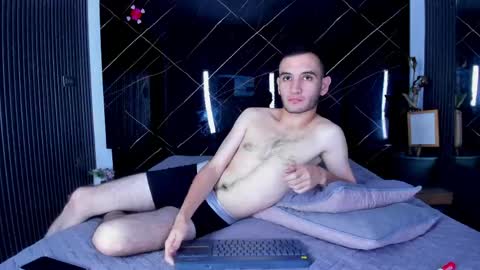 Charlize online show from May 20, 2026, 11:38 am
