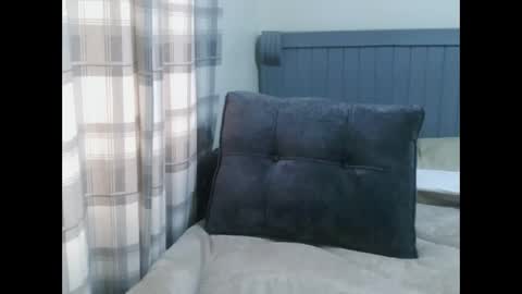 charllette online show from April 15, 2026, 7:37 am