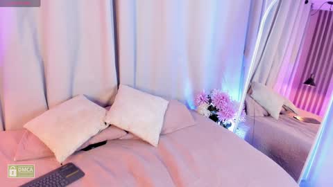 Char 3  Lets go for the 100 Thumb-Up   online show from January 22, 2025, 10:40 am