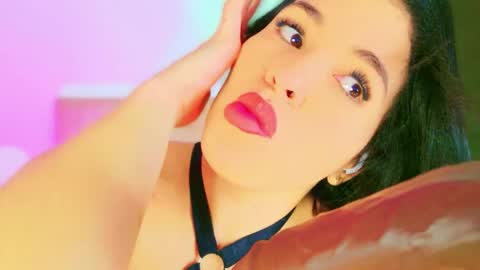 Charloott Evans online show from May 15, 2026, 3:46 am