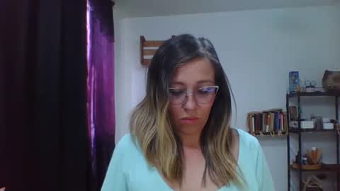 charlott online show from September 29, 2025, 8:02 pm