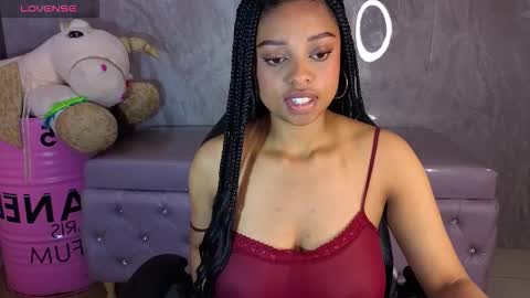 Charlote  online show from February 9, 2026, 12:31 pm