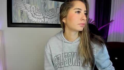 Charlote online show from October 20, 2025, 12:49 pm