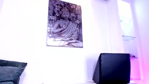 Charlote online show from March 6, 2025, 10:58 pm