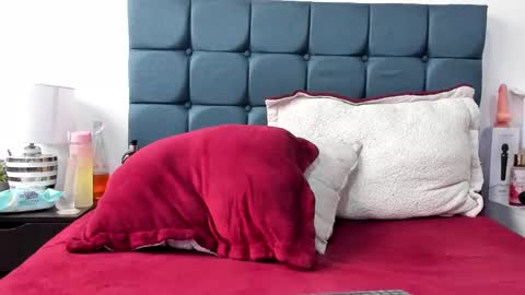 Charlott online show from February 4, 2025, 4:39 pm