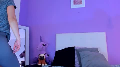 Char 3 online show from October 15, 2025, 1:44 pm