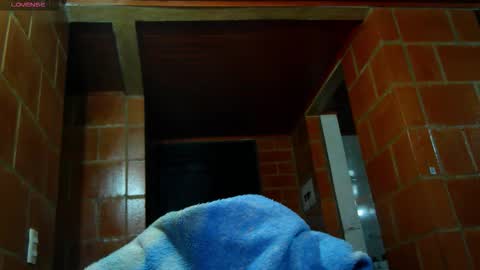 Charlotte  online show from November 7, 2025, 10:54 pm