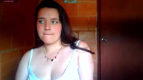 Charlotte  online show from November 8, 2025, 7:12 pm