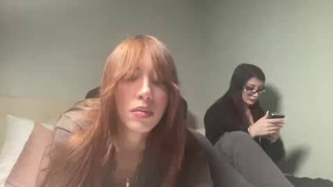 charlotte_blue2 online show from December 1, 2025, 4:17 am