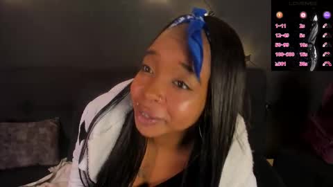 Snapshot of charlotte_brown_1 chatting on September 11, 2025, 1:00 pm CHARLOTTE BROWN online show from September 11, 2025, 1:00 pm