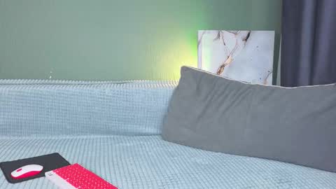 Charlotte online show from September 21, 2025, 4:14 am