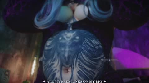 Charlotte online show from November 12, 2025, 4:07 pm