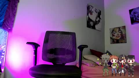 Charlie  online show from December 16, 2025, 4:17 am