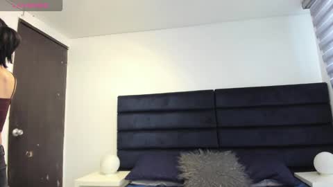 Charlotte online show from October 3, 2025, 11:51 am