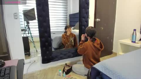 Charlotte online show from October 11, 2025, 12:04 pm