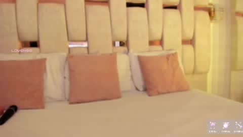 charlotte_line online show from October 15, 2025, 5:02 pm