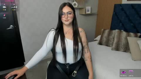 Charlotte Mayers online show from May 19, 2026, 3:40 pm