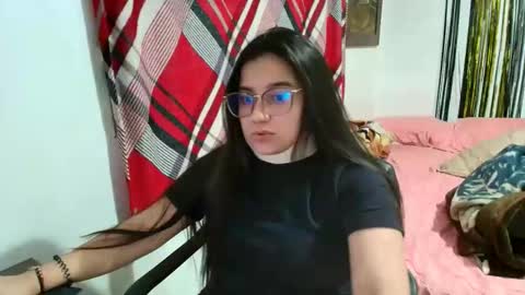 Snapshot of charlotte_richardson chatting on February 1, 2026, 12:42 am charlotte_richardson online show from February 1, 2026, 12:42 am