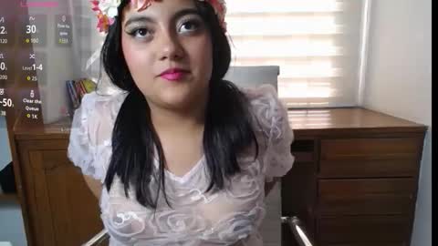 Charlotte   online show from November 10, 2025, 7:46 pm