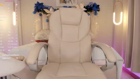 Charlotte online show from December 24, 2024, 1:39 pm