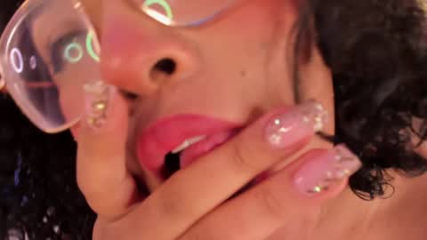 Snapshot of charlottee_1403 chatting on January 3, 2025, 2:10 am Charlotte online show from January 3, 2025, 2:10 am