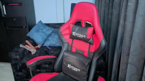 Natalia online show from November 11, 2025, 11:16 pm