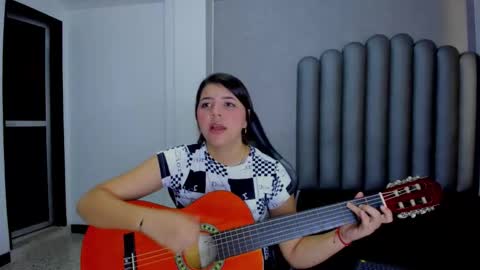 charlottee_starr online show from December 16, 2025, 7:41 pm