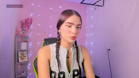 charlotteee online show from October 1, 2025, 3:56 am