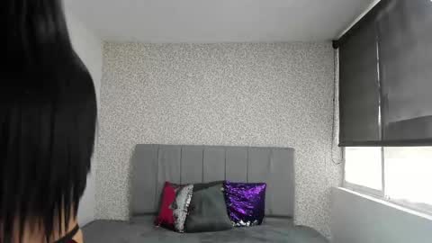 Snapshot of charlottegray_ chatting on March 3, 2025, 7:17 pm CHARLOTTE online show from March 3, 2025, 7:17 pm