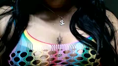 charlottequeen_21 online show from April 7, 2026, 2:56 am