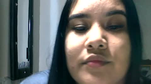 Snapshot of charlottequeen_21 chatting on June 25, 2026, 3:06 am charlottequeen_21 online show from June 25, 2026, 3:06 am