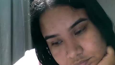 Snapshot of charlottequeen_21 chatting on July 5, 2026, 2:40 am charlottequeen_21 online show from July 5, 2026, 2:40 am