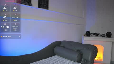 Lauren Rus online show from October 14, 2025, 2:18 pm