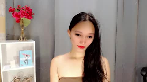 charm_fuckdoll8 online show from May 27, 2026, 11:35 pm