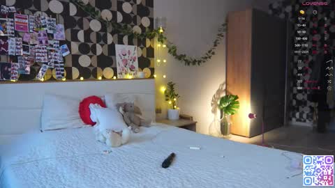 my fansly Charming daisy              My Wishlist  for new toys     online show from January 15, 2026, 9:14 am