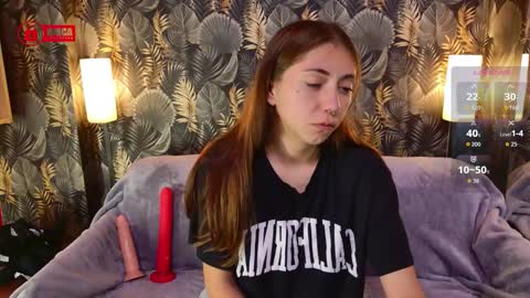 CharmingLIA online show from October 23, 2025, 10:58 am