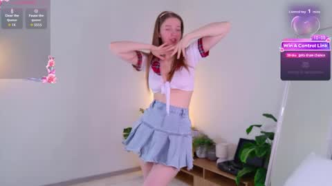 Ruru online show from May 22, 2026, 5:47 am