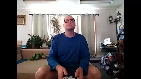 Snapshot of charmingatom chatting on March 20, 2026, 6:57 pm charmingatom online show from March 20, 2026, 6:57 pm