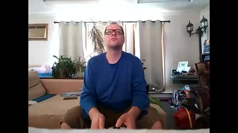 Snapshot of charmingatom chatting on March 22, 2026, 5:49 pm charmingatom online show from March 22, 2026, 5:49 pm