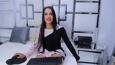 Snapshot of charmsecret chatting on January 9, 2026, 5:48 pm Charm online show from January 9, 2026, 5:48 pm