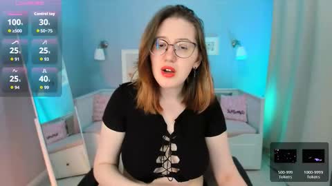 Snapshot of charmygrace chatting on October 4, 2025, 11:19 am Grace online show from October 4, 2025, 11:19 am