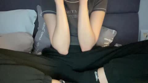 Snapshot of chase_vicky chatting on October 14, 2025, 5:14 pm Vicky online show from October 14, 2025, 5:14 pm