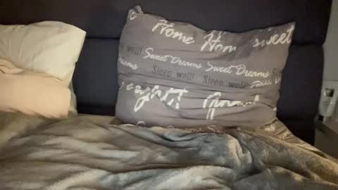 Snapshot of chase_vicky chatting on October 25, 2025, 6:46 pm Vicky online show from October 25, 2025, 6:46 pm