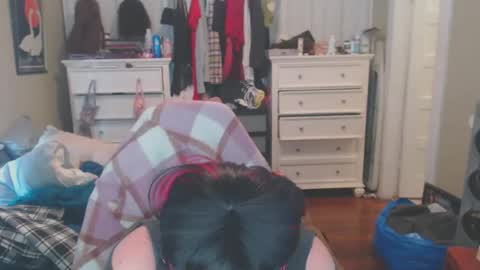 Natalie online show from April 11, 2026, 1:32 am