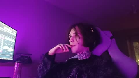 Snapshot of chasxr chatting on January 6, 2026, 2:32 pm Ryan online show from January 6, 2026, 2:32 pm