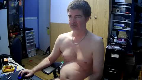 wanaBeYourToy online show from November 2, 2025, 10:17 am