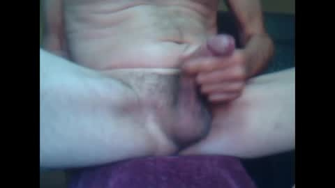 chatnfun5 online show from October 26, 2025, 8:48 pm