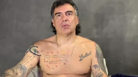chato012 online show from July 25, 2026, 6:38 pm