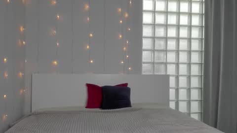 Snapshot of chatty_alice chatting on November 2, 2025, 1:08 am Alice online show from November 2, 2025, 1:08 am